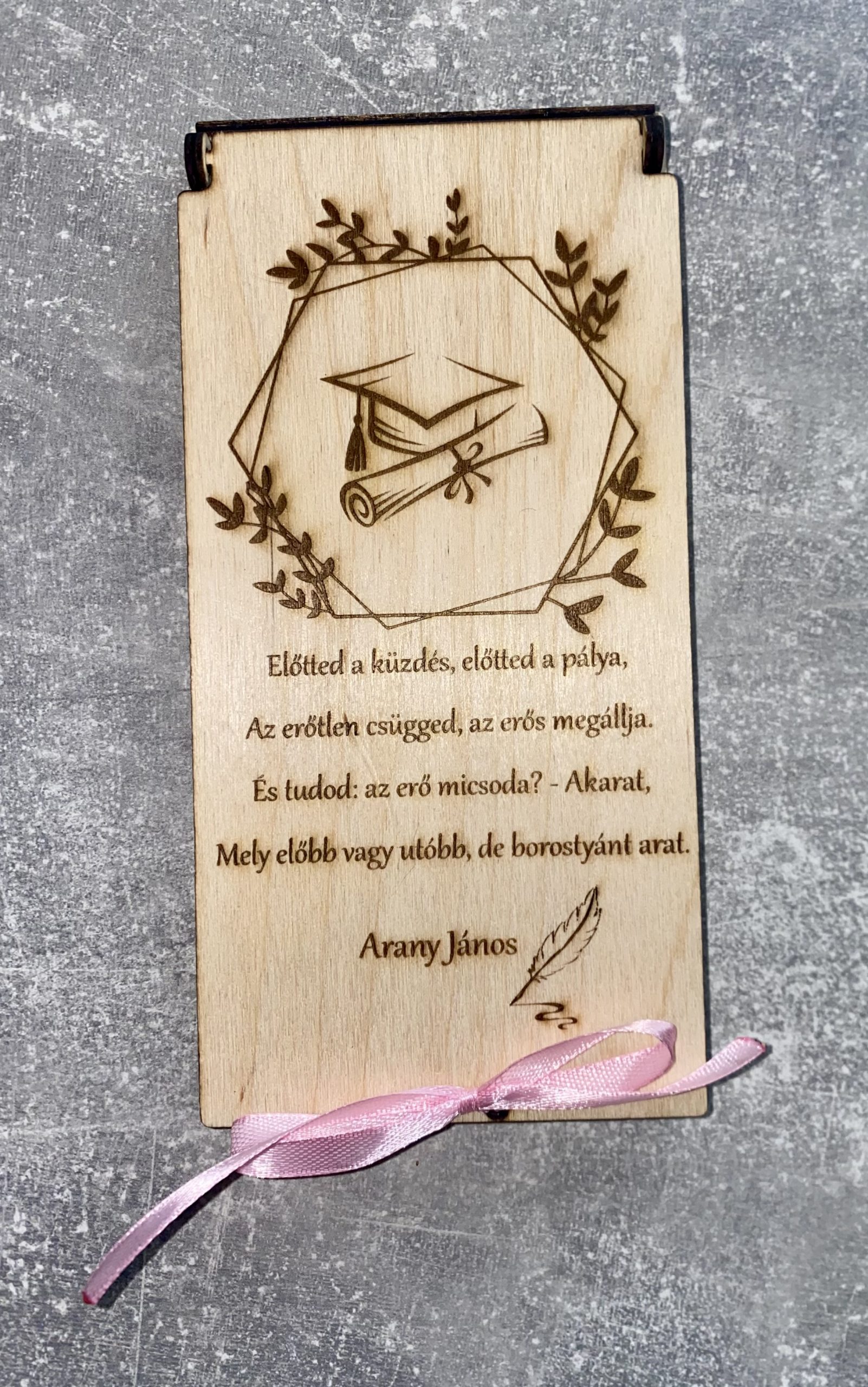 Ballagási pénzátadó fa tábla – egyedi és emlékezetes ajándék ballagásra 🎓🌿